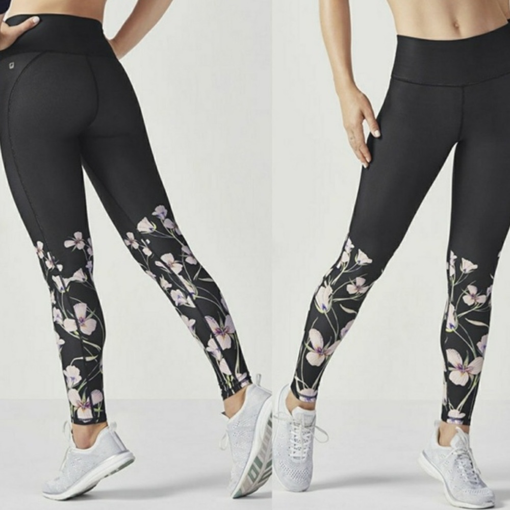 Fabletics Lisette leggings with floral pattern